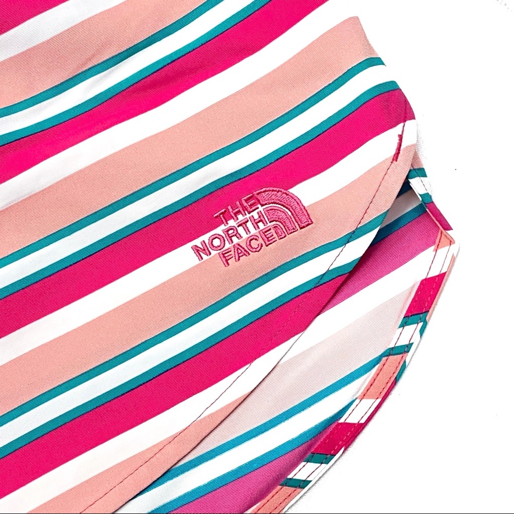The North Face Classic V Mini Running Shor… - Picture 6 of 14